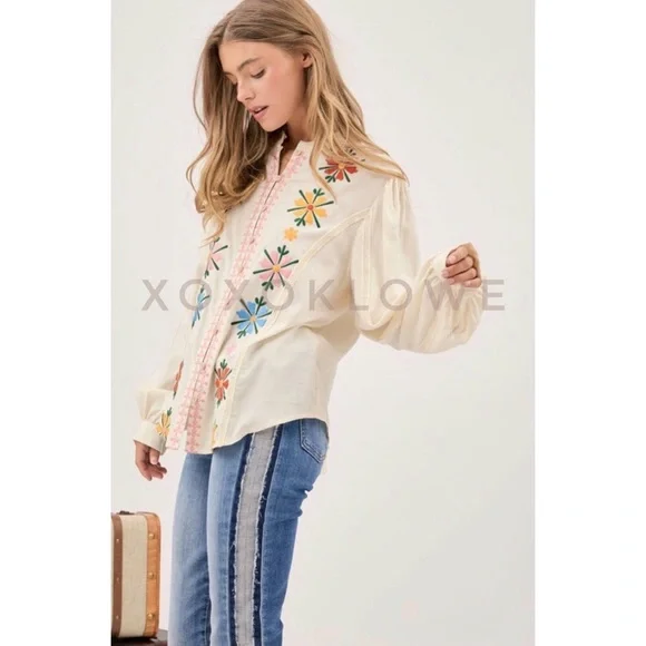 Boho Cream Blouse Flower Embroidery Button Front - Picture 6 of 13